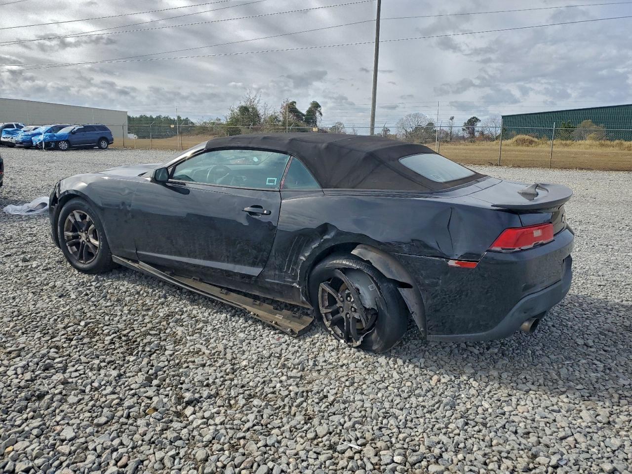 2015 CHEVROLET CAMARO LT photo 2