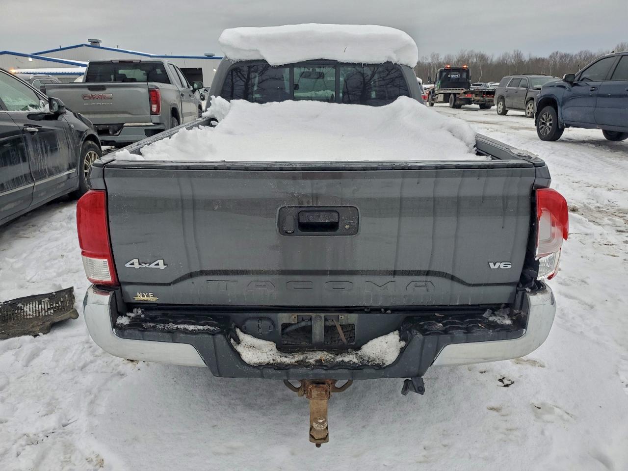 2017 TOYOTA TACOMA DOUBLE CAB photo 6