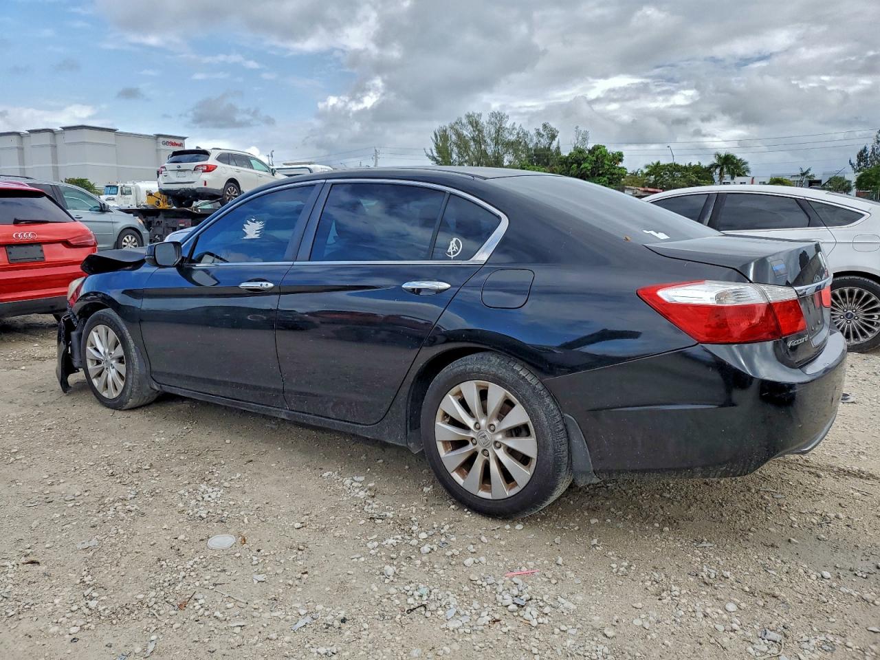 2015 HONDA ACCORD EX photo 2