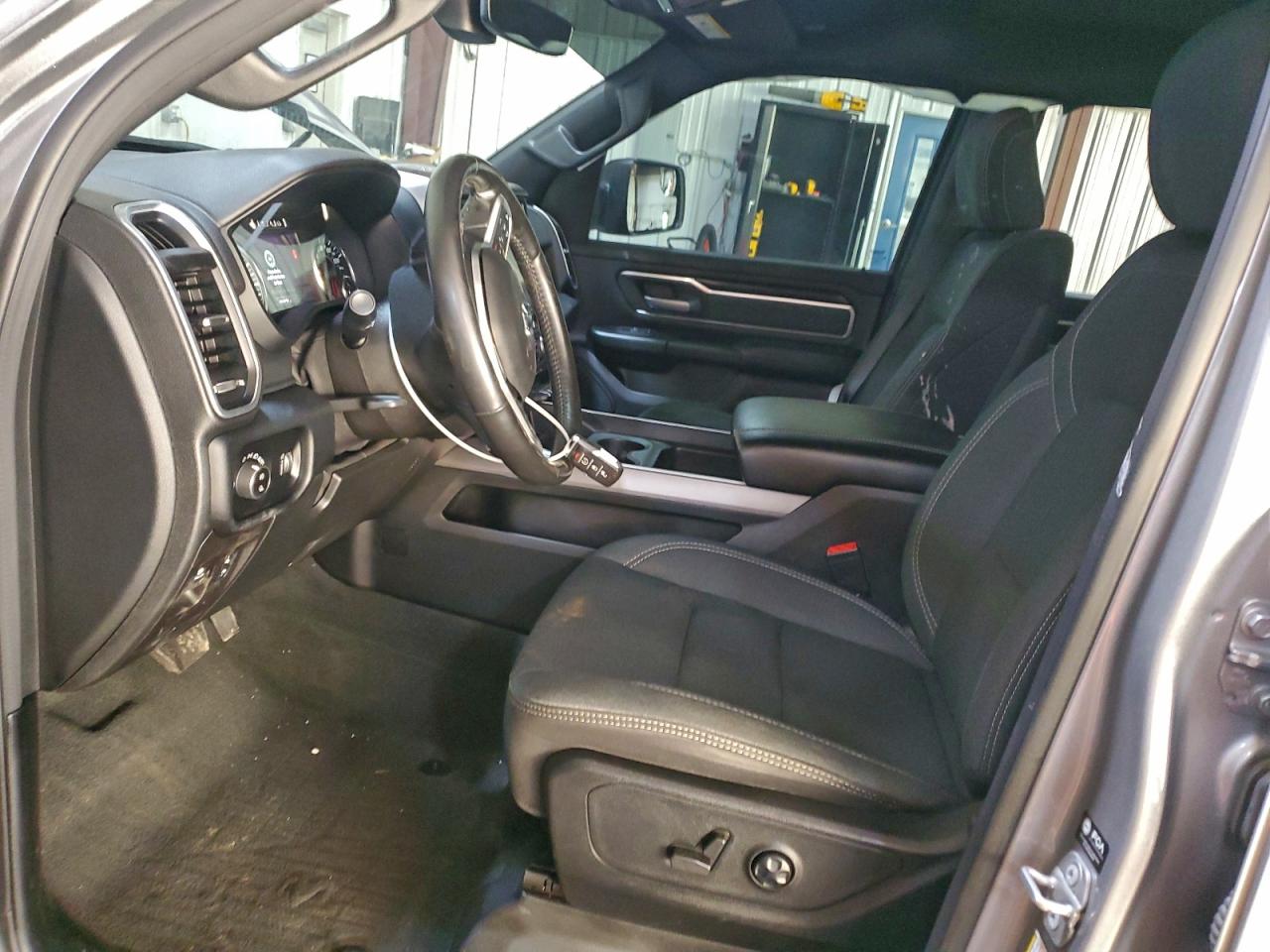2021 RAM 1500 BIG HORN/LONE STAR photo 13