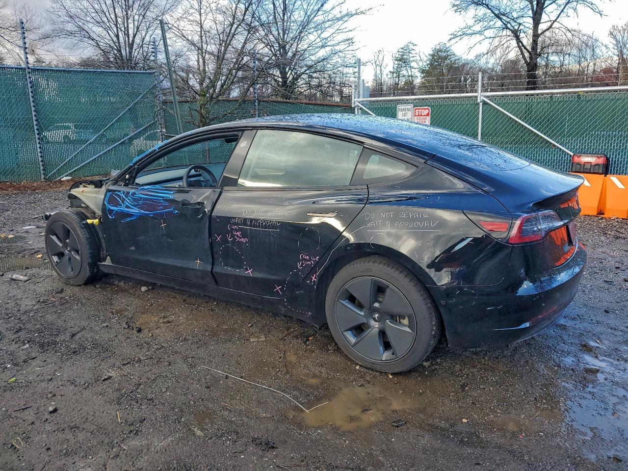 2022 TESLA MODEL 3 photo 2