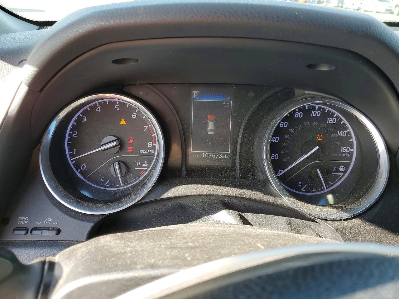 2019 TOYOTA CAMRY L photo 9