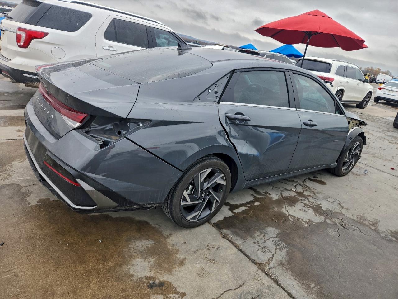 2025 HYUNDAI ELANTRA SEL photo 7