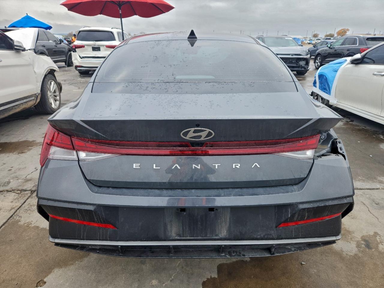 2025 HYUNDAI ELANTRA SEL photo 16