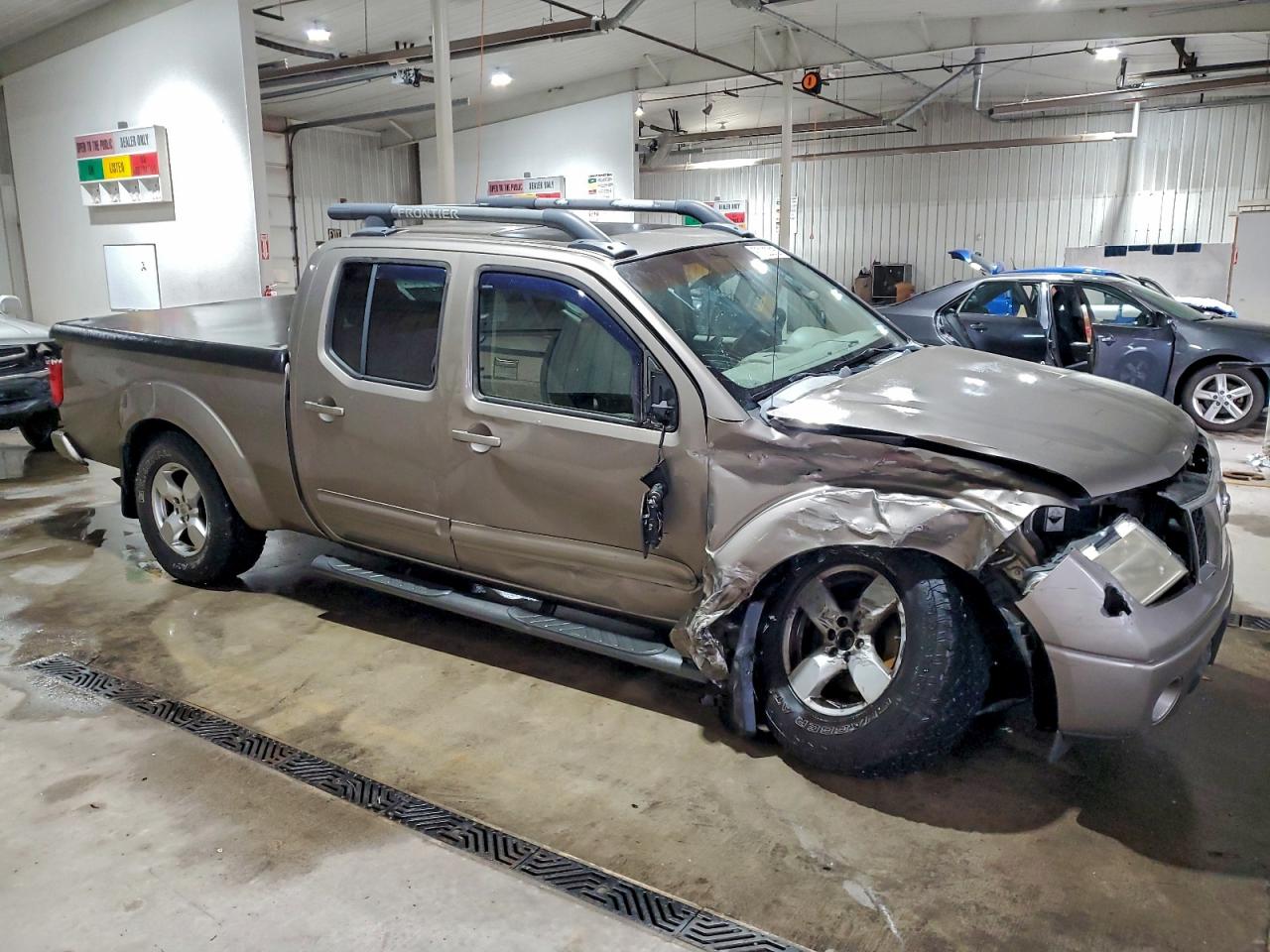 2007 NISSAN FRONTIER CREW CAB LE photo 4