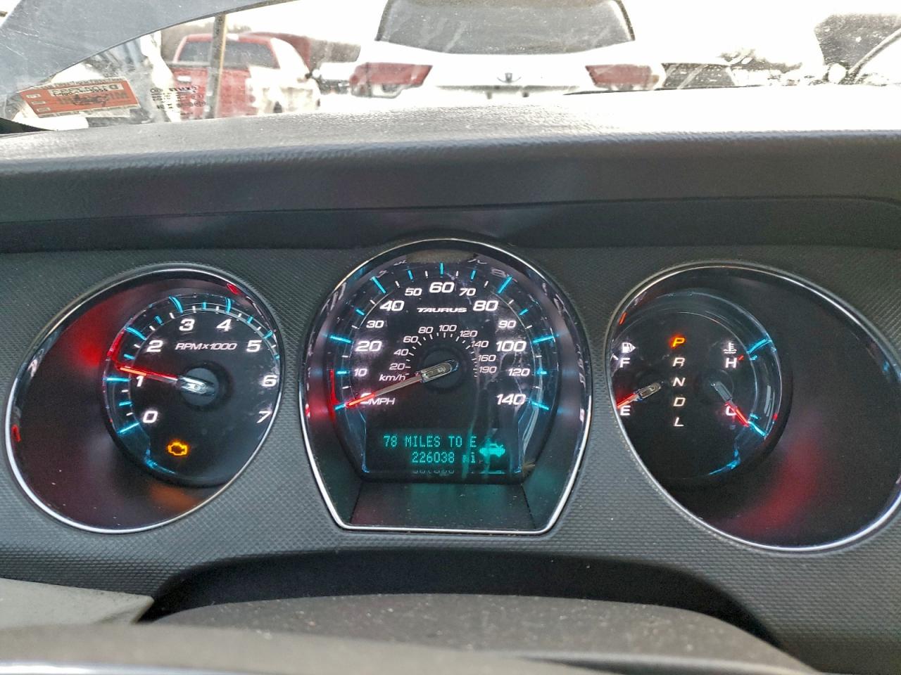 2012 FORD TAURUS SE photo 9
