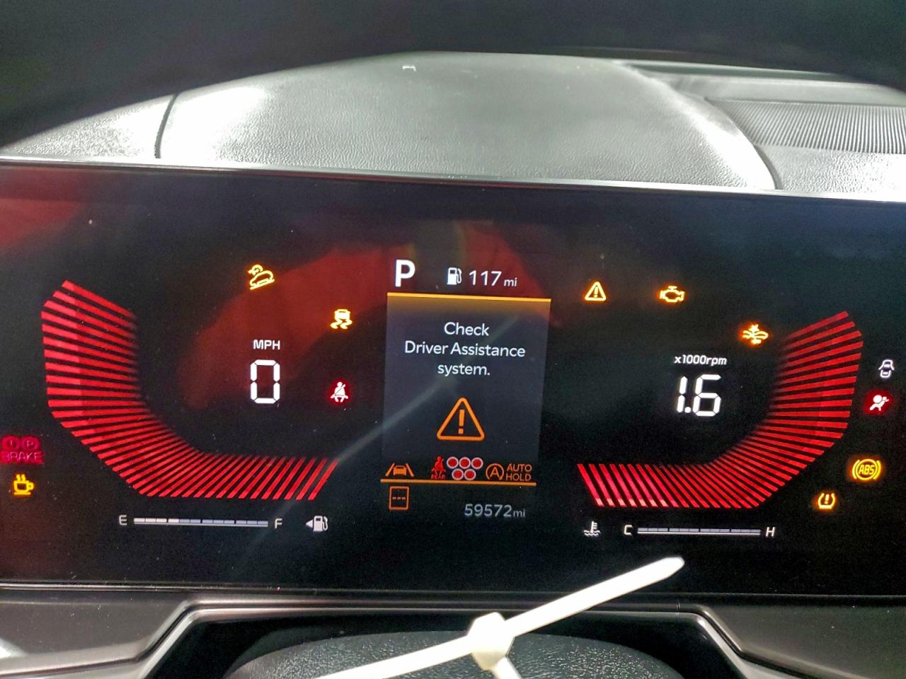 2024 KIA SORENTO S photo 9