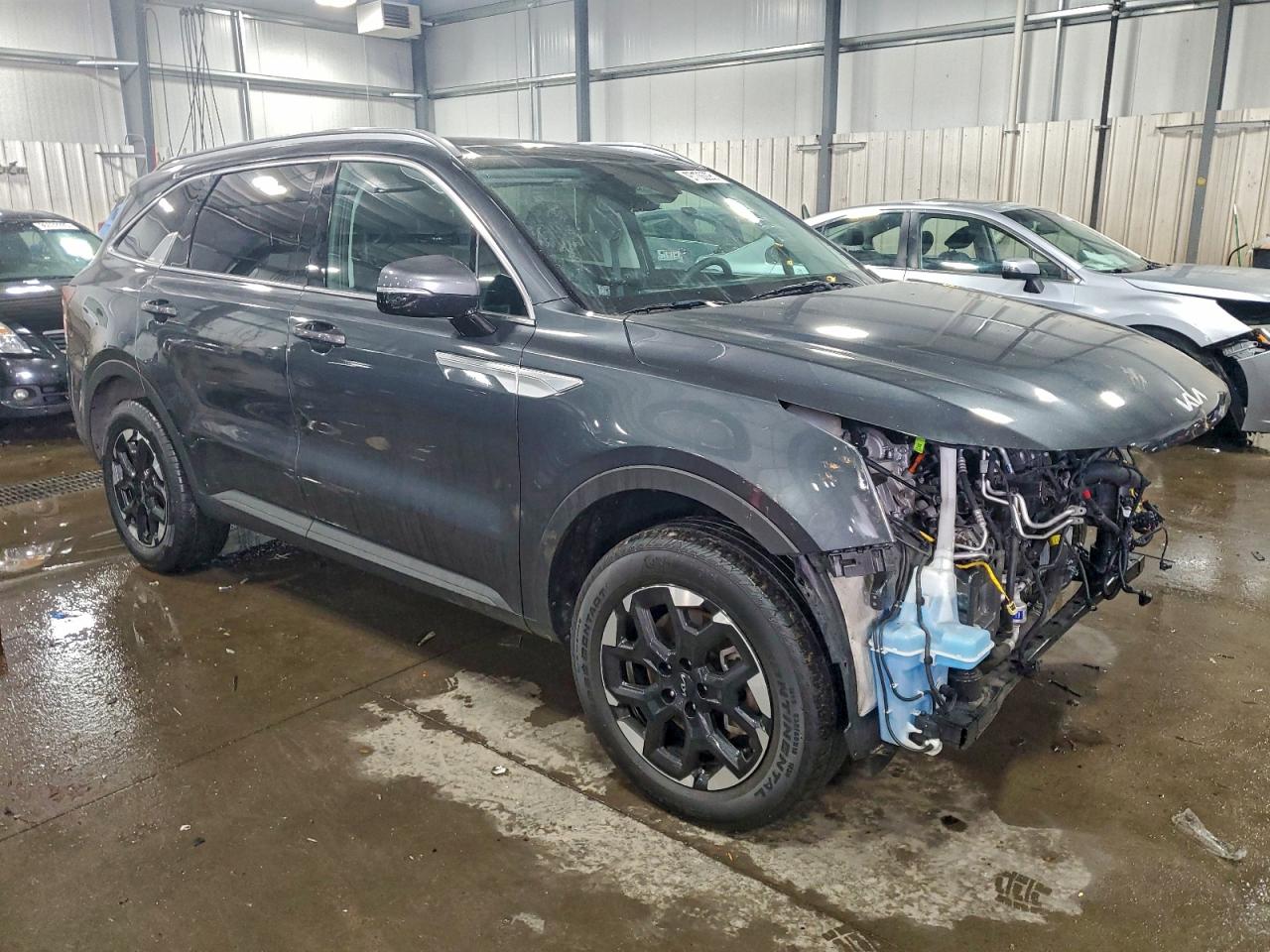 2024 KIA SORENTO S photo 4
