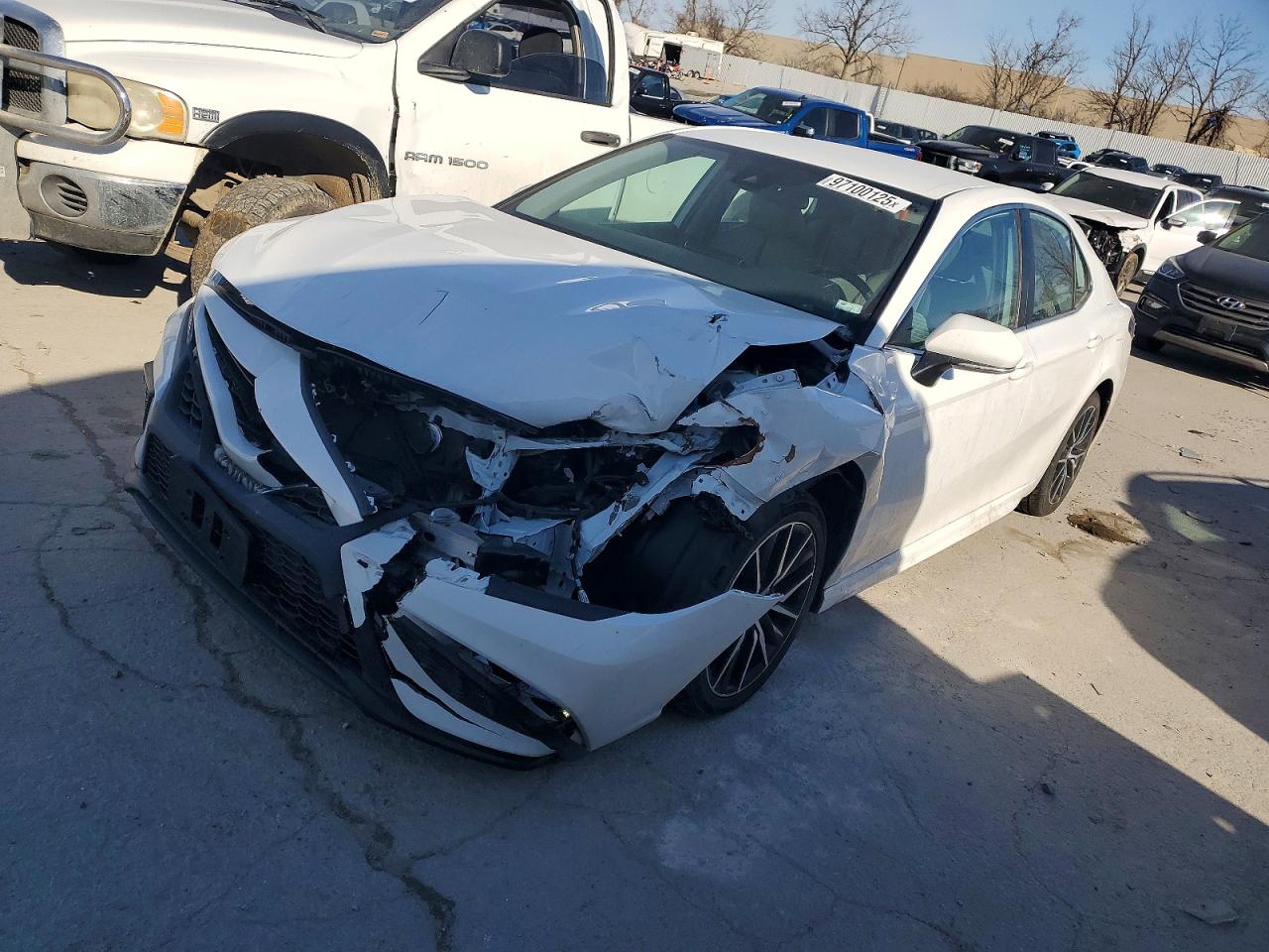 2022 TOYOTA CAMRY