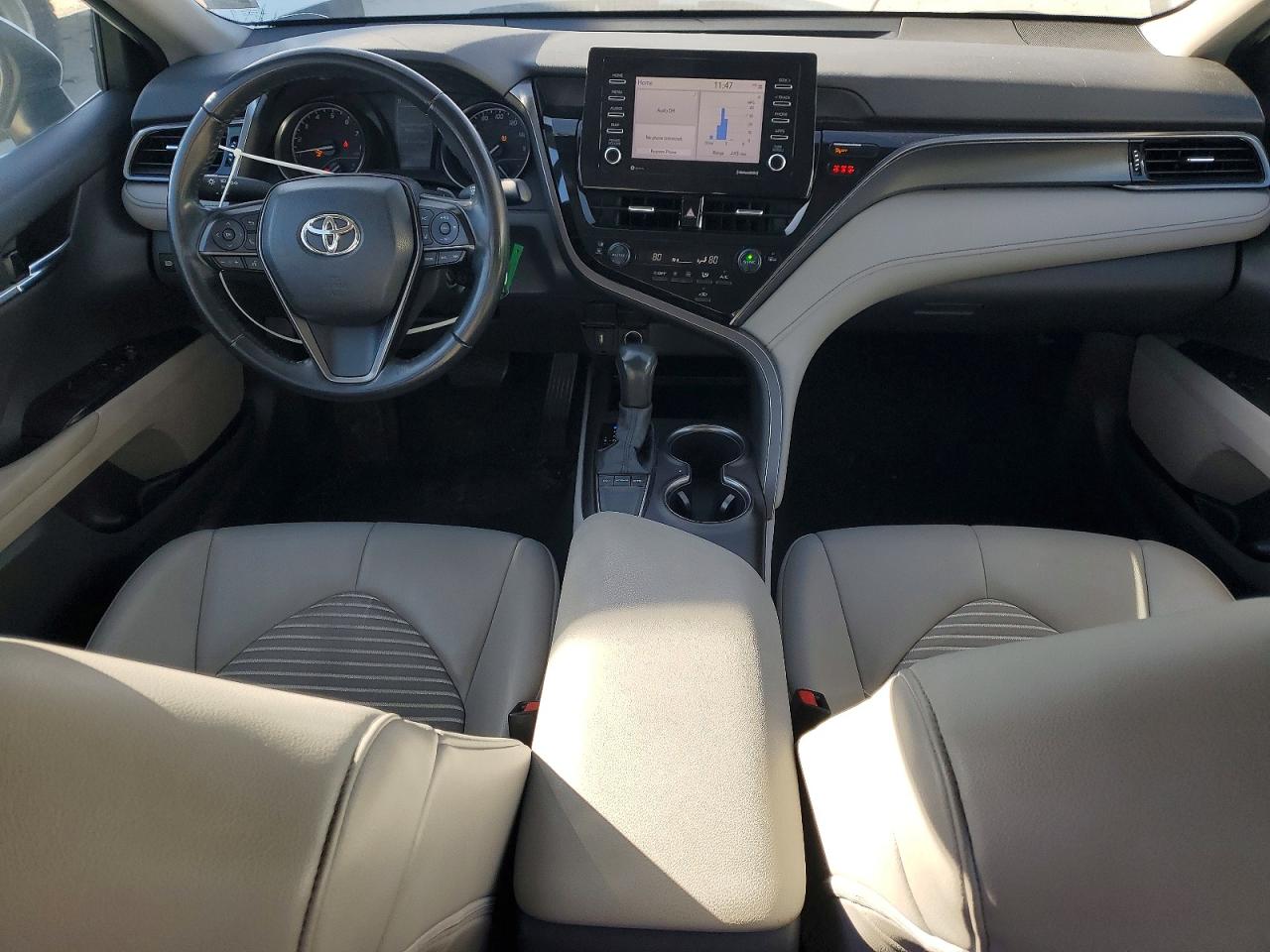2022 TOYOTA CAMRY SE photo 8