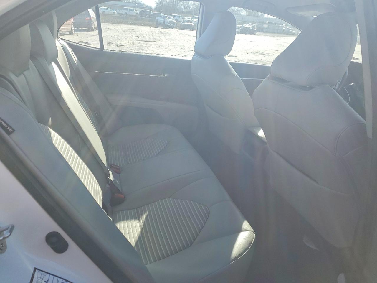 2022 TOYOTA CAMRY SE photo 10
