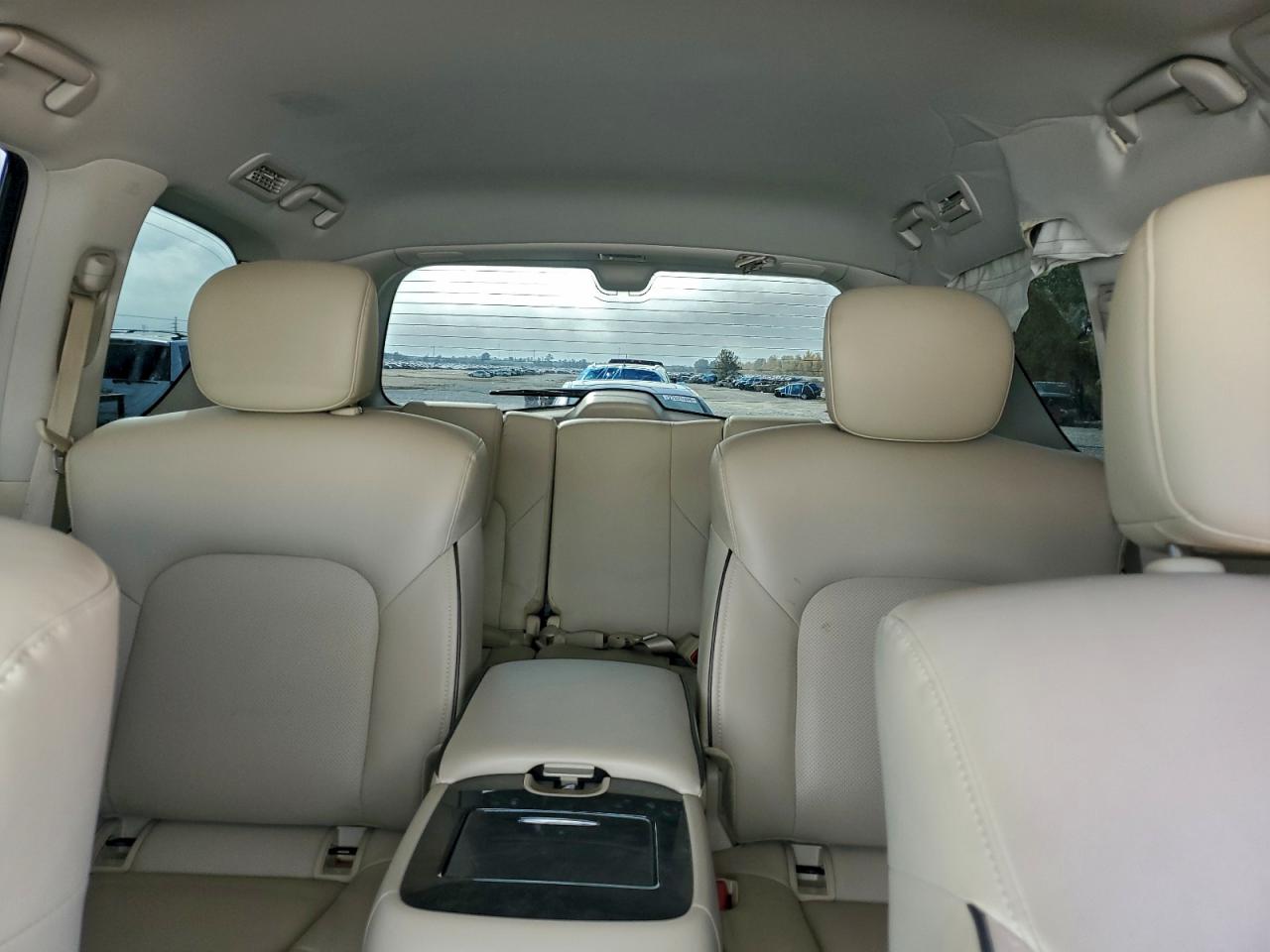 2022 INFINITI QX80 LUXE photo 19