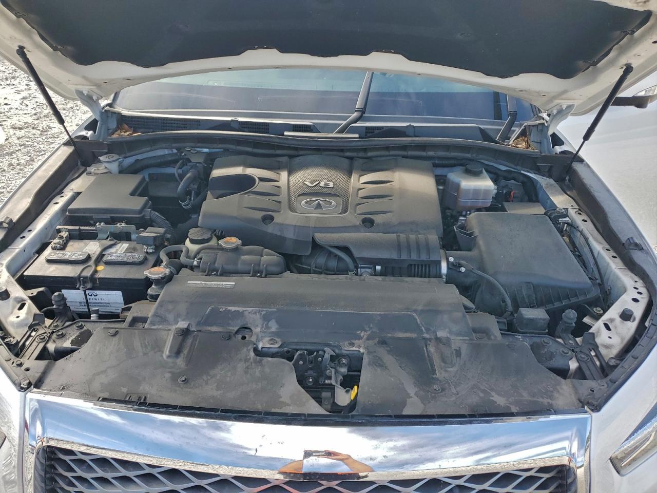 2022 INFINITI QX80 LUXE photo 23