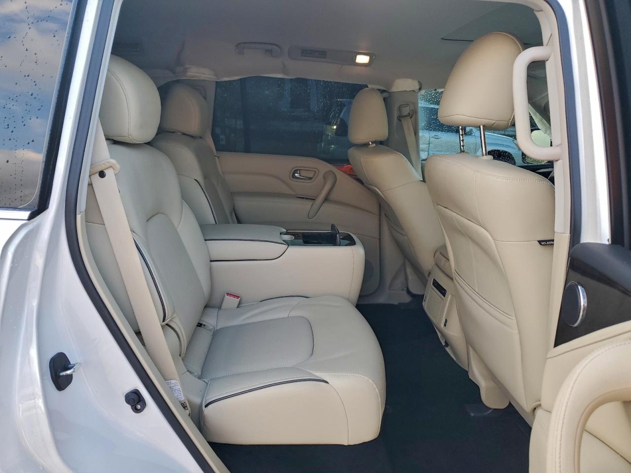 2022 INFINITI QX80 LUXE photo 21