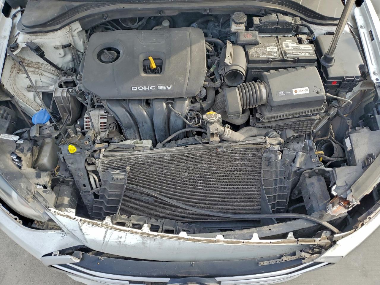 2017 HYUNDAI ELANTRA SE photo 31