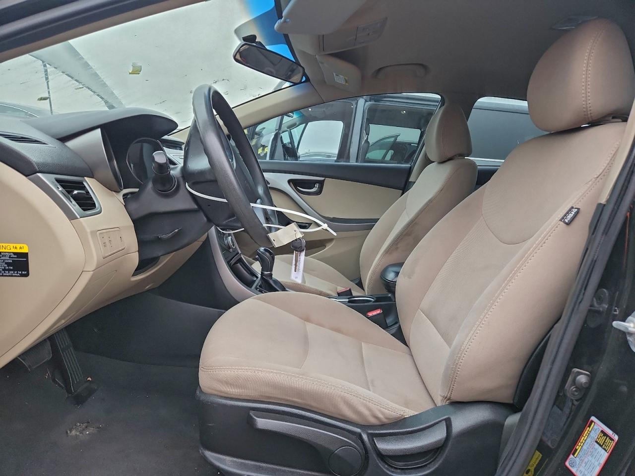 2016 HYUNDAI ELANTRA SE photo 19