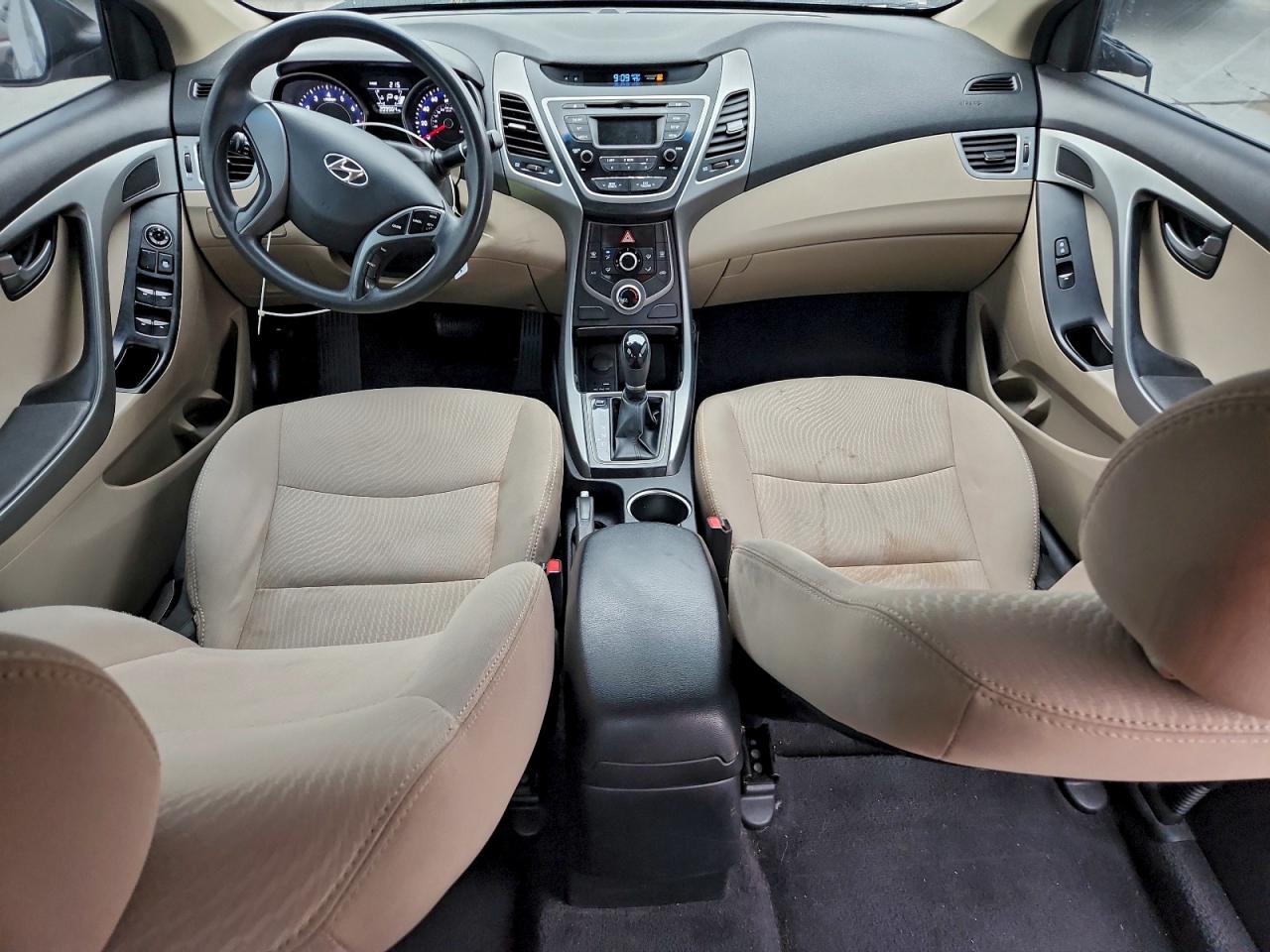 2016 HYUNDAI ELANTRA SE photo 22