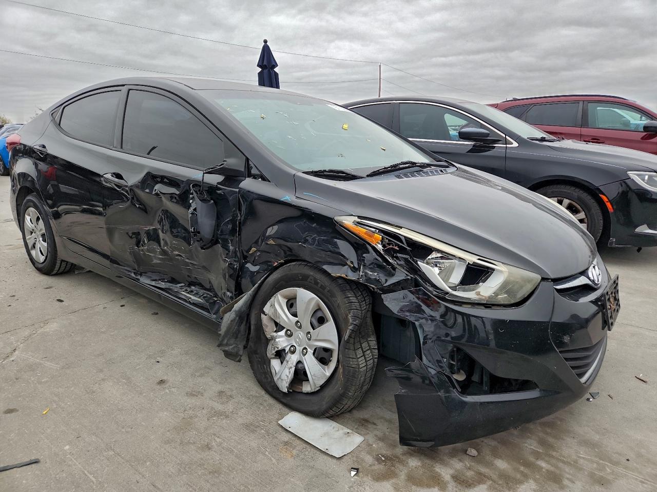 2016 HYUNDAI ELANTRA SE photo 10