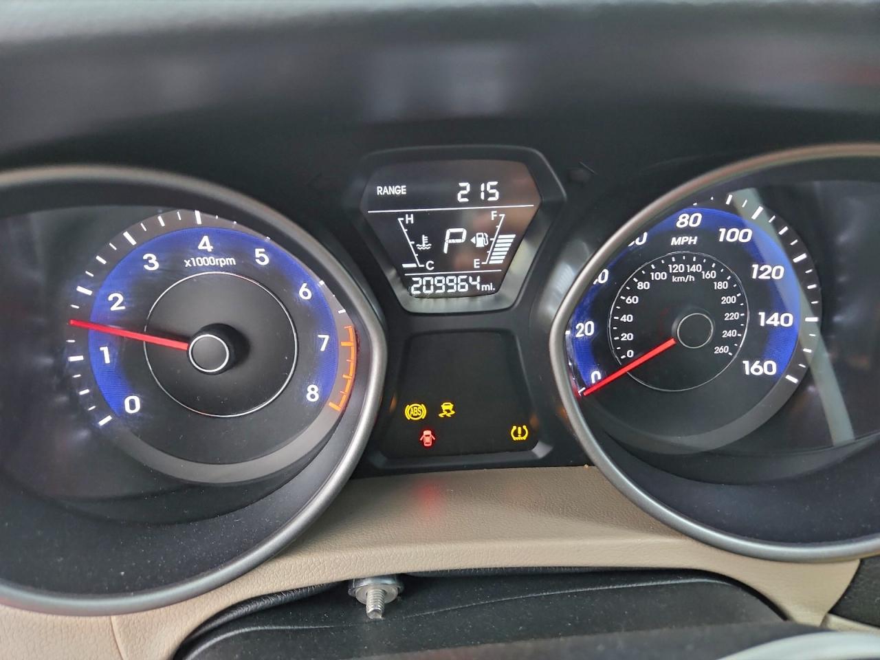 2016 HYUNDAI ELANTRA SE photo 25