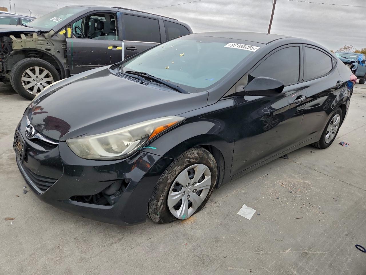 2016 HYUNDAI ELANTRA