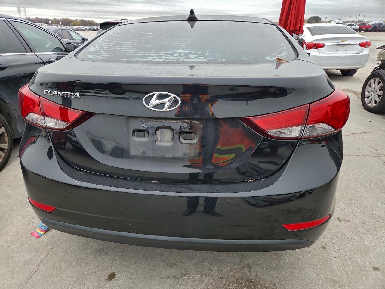 2016 HYUNDAI ELANTRA SE photo 16