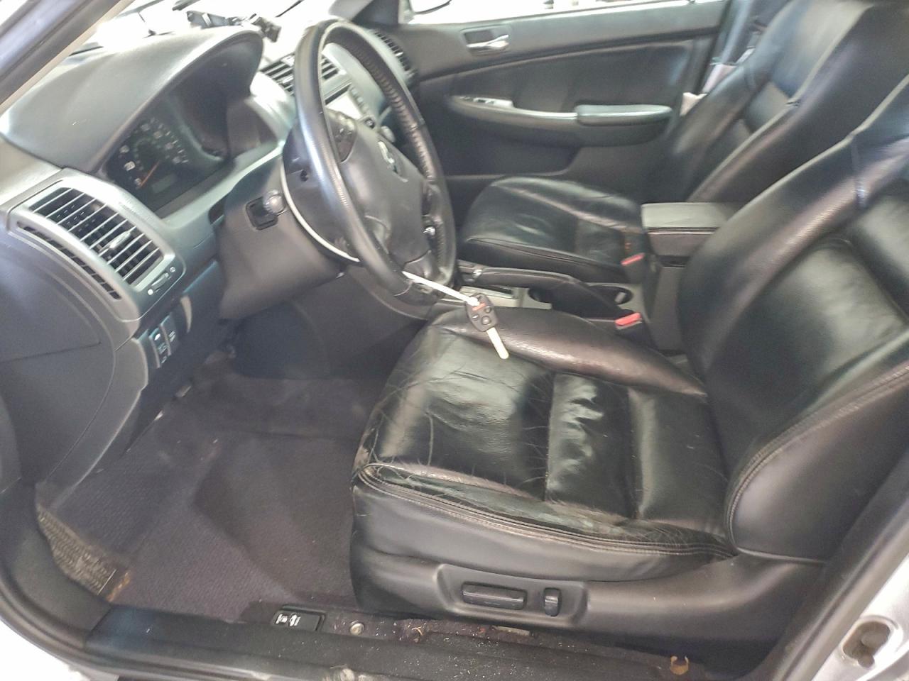 2005 HONDA ACCORD EX photo 19