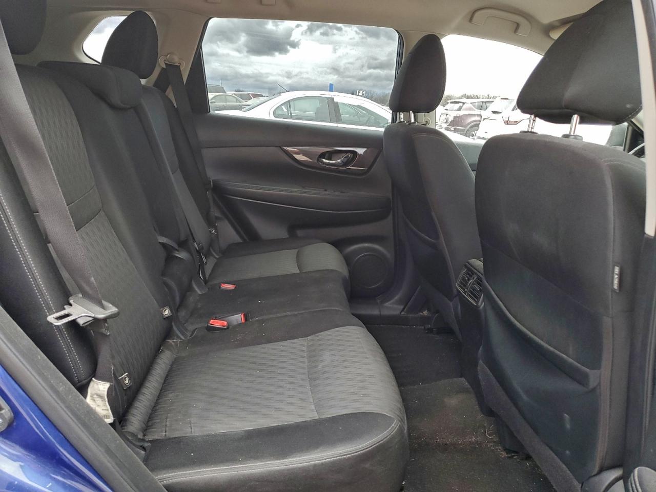 2019 NISSAN ROGUE S photo 11