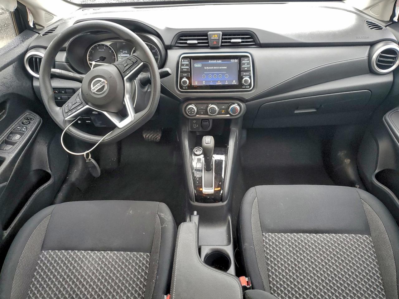 2020 NISSAN VERSA S photo 8
