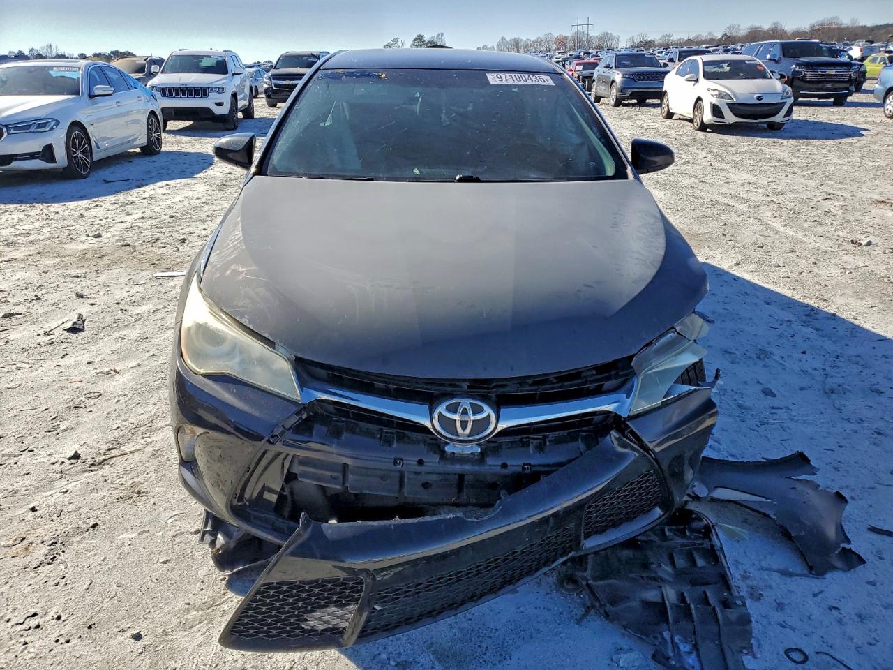 2015 TOYOTA CAMRY LE photo 5