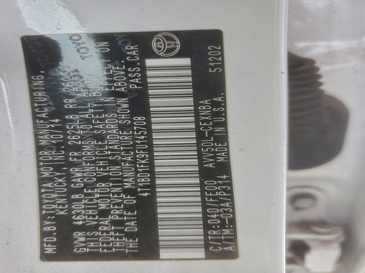 2015 TOYOTA CAMRY HYBRID photo 23