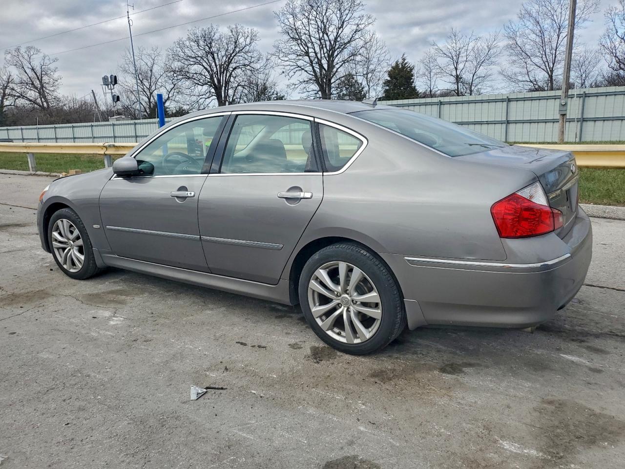 2009 INFINITI M35 BASE photo 3