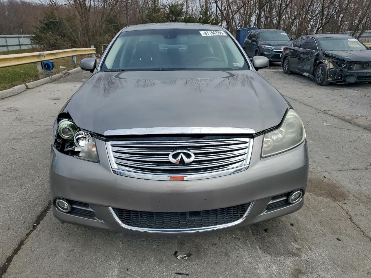 2009 INFINITI M35 BASE photo 9