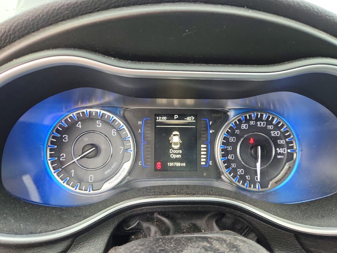 2015 CHRYSLER 200 LIMITED photo 17