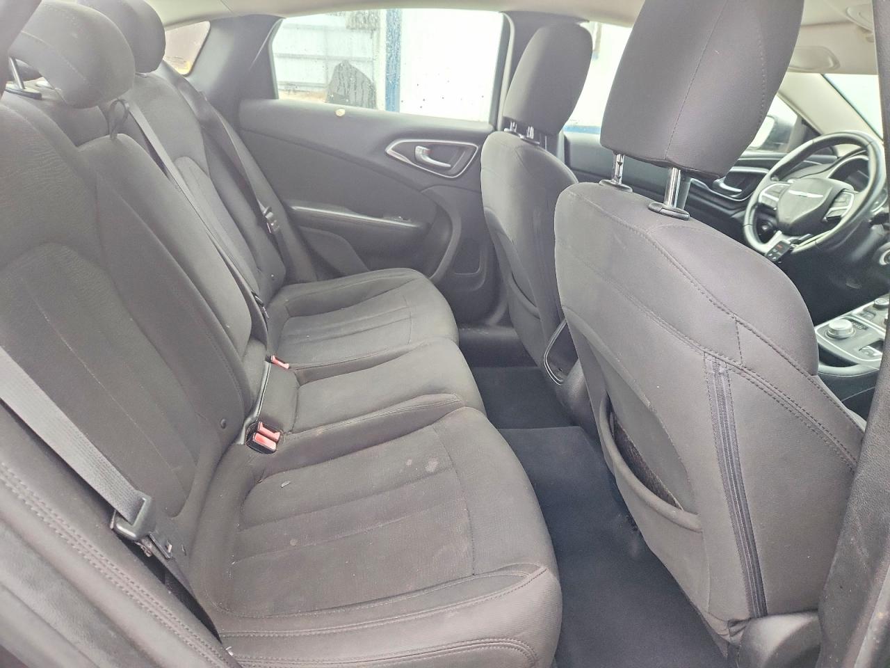 2015 CHRYSLER 200 LIMITED photo 19
