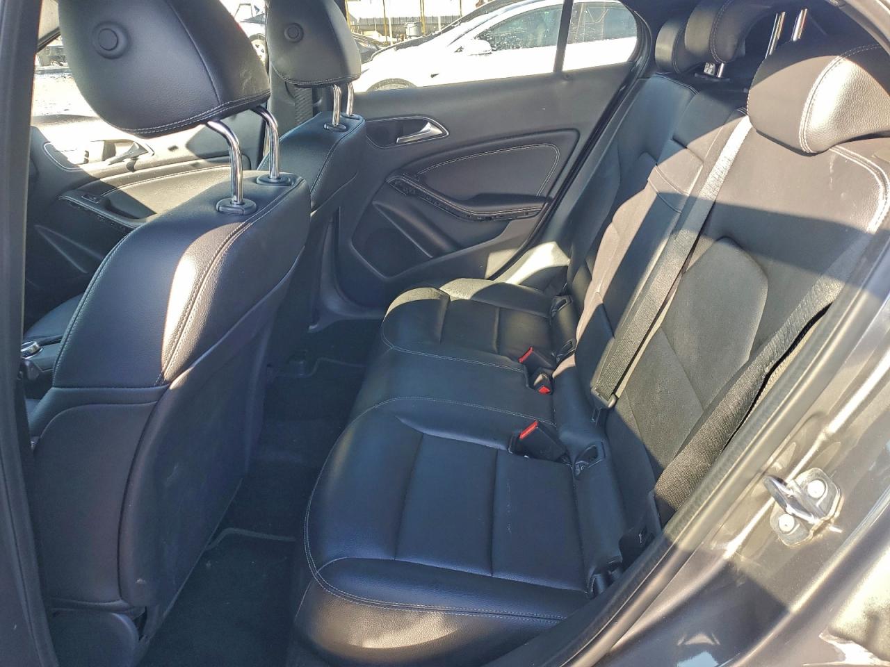 2019 MERCEDES-BENZ GLA 250 4MATIC photo 11