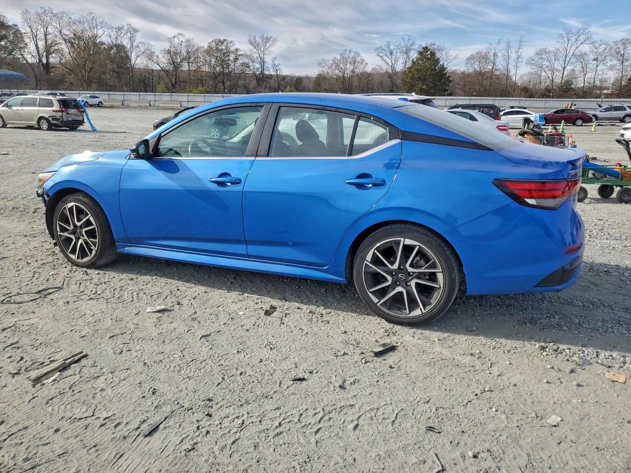 2024 NISSAN SENTRA SR photo 2