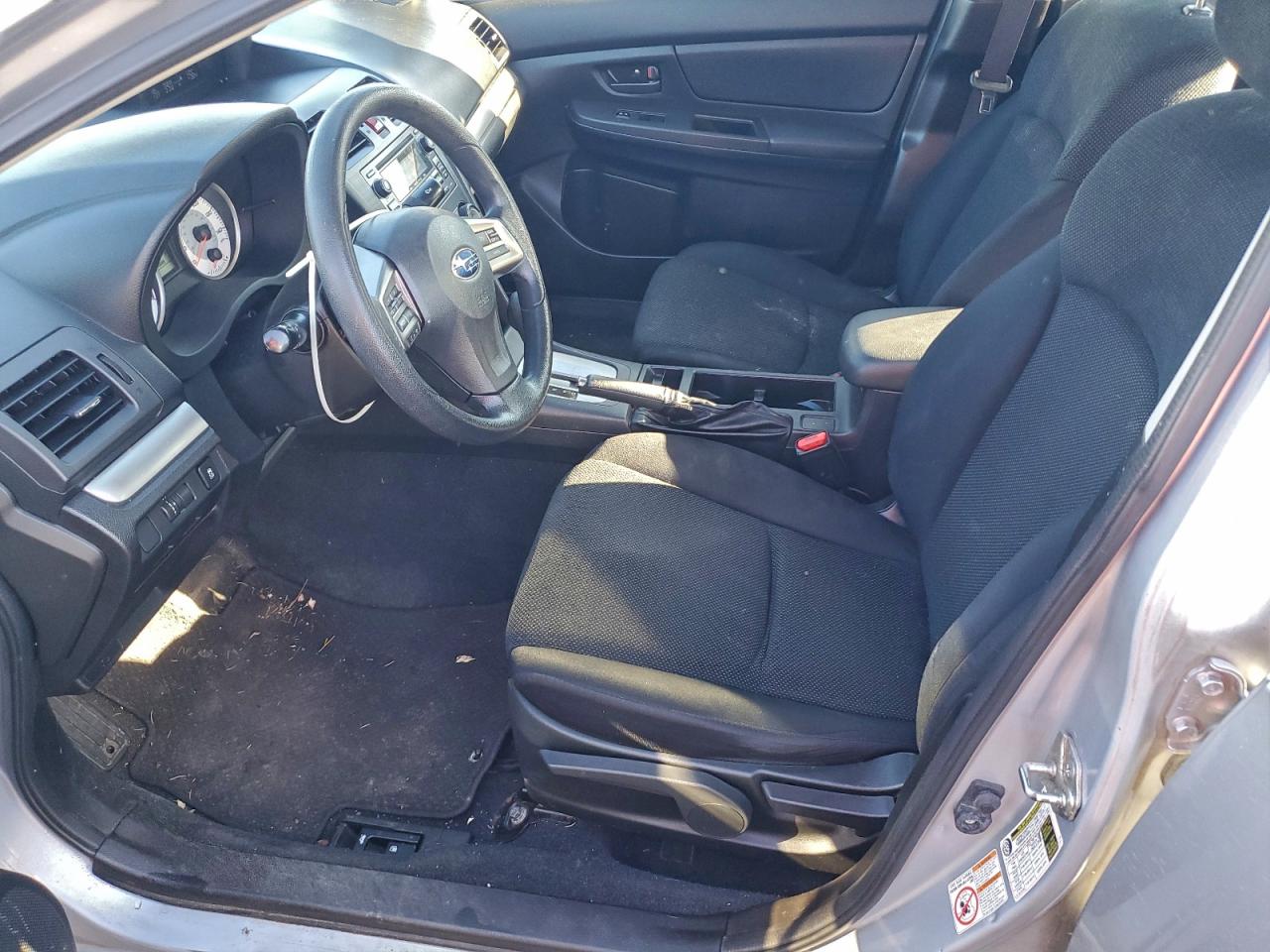 2014 SUBARU IMPREZA photo 7