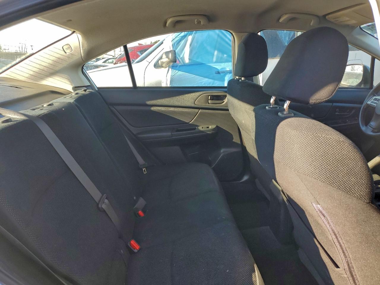 2014 SUBARU IMPREZA photo 10