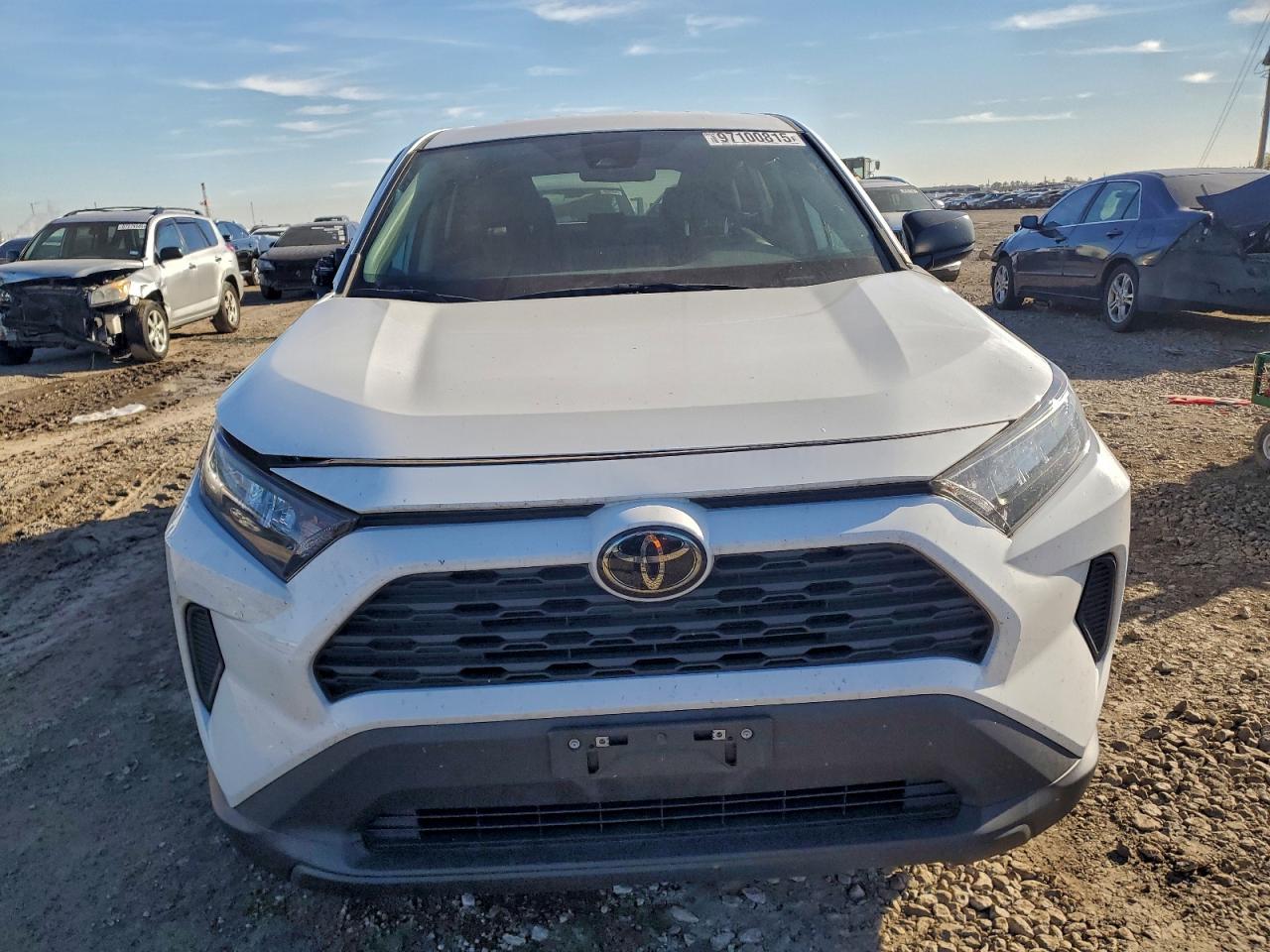 2022 TOYOTA RAV4 LE photo 5