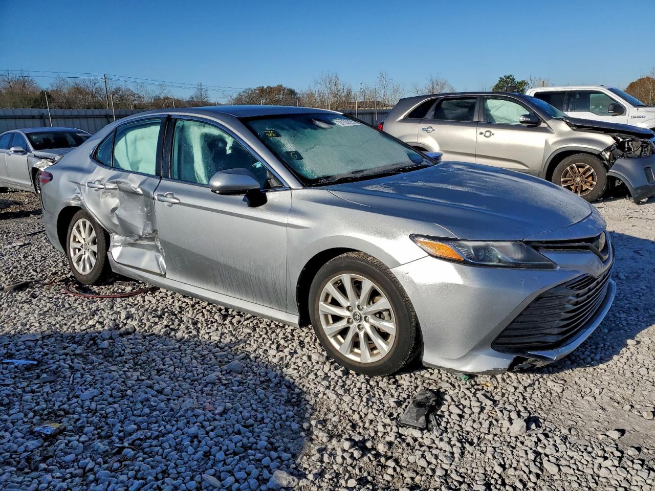 2019 TOYOTA CAMRY L photo 4