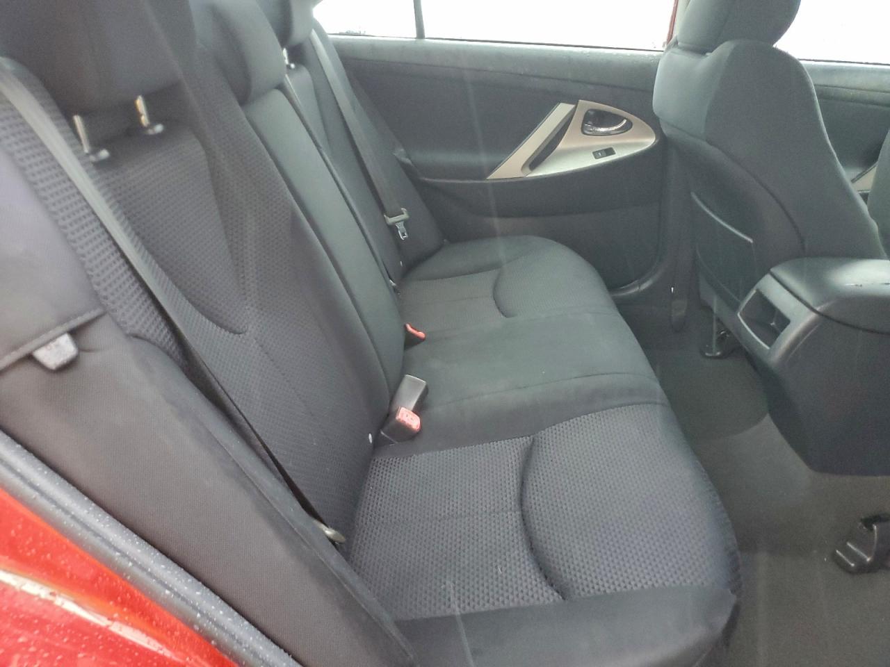 2011 TOYOTA CAMRY SE photo 10