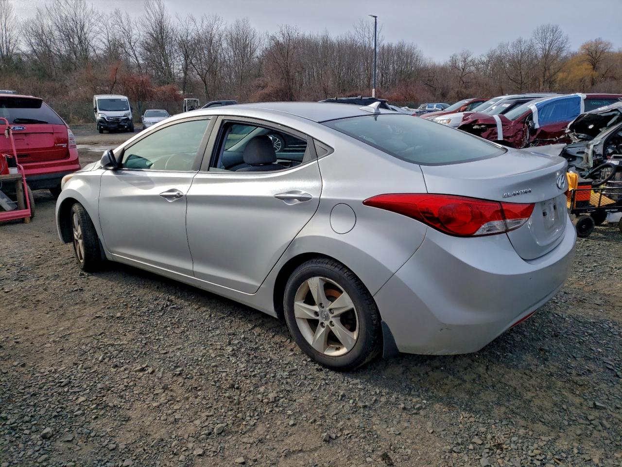 2013 HYUNDAI ELANTRA GLS photo 2