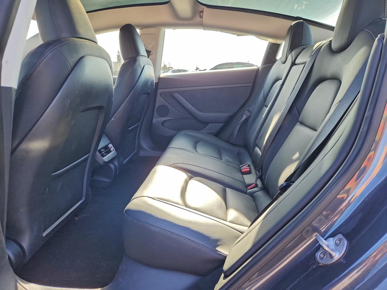 2023 TESLA MODEL 3 photo 10