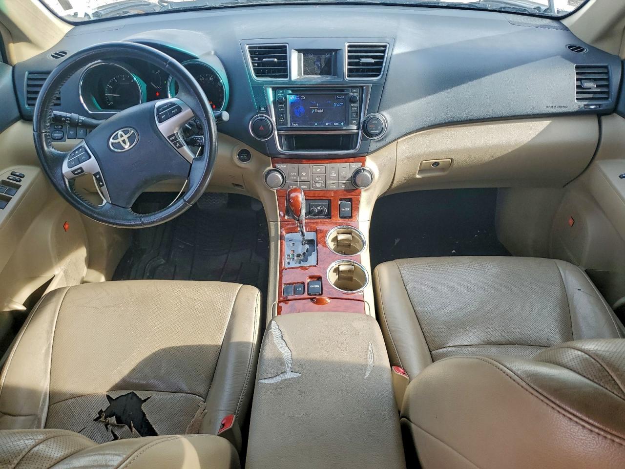 2013 TOYOTA HIGHLANDER LIMITED photo 8