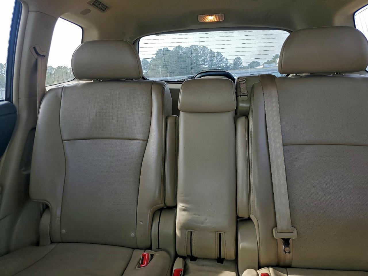 2013 TOYOTA HIGHLANDER LIMITED photo 10