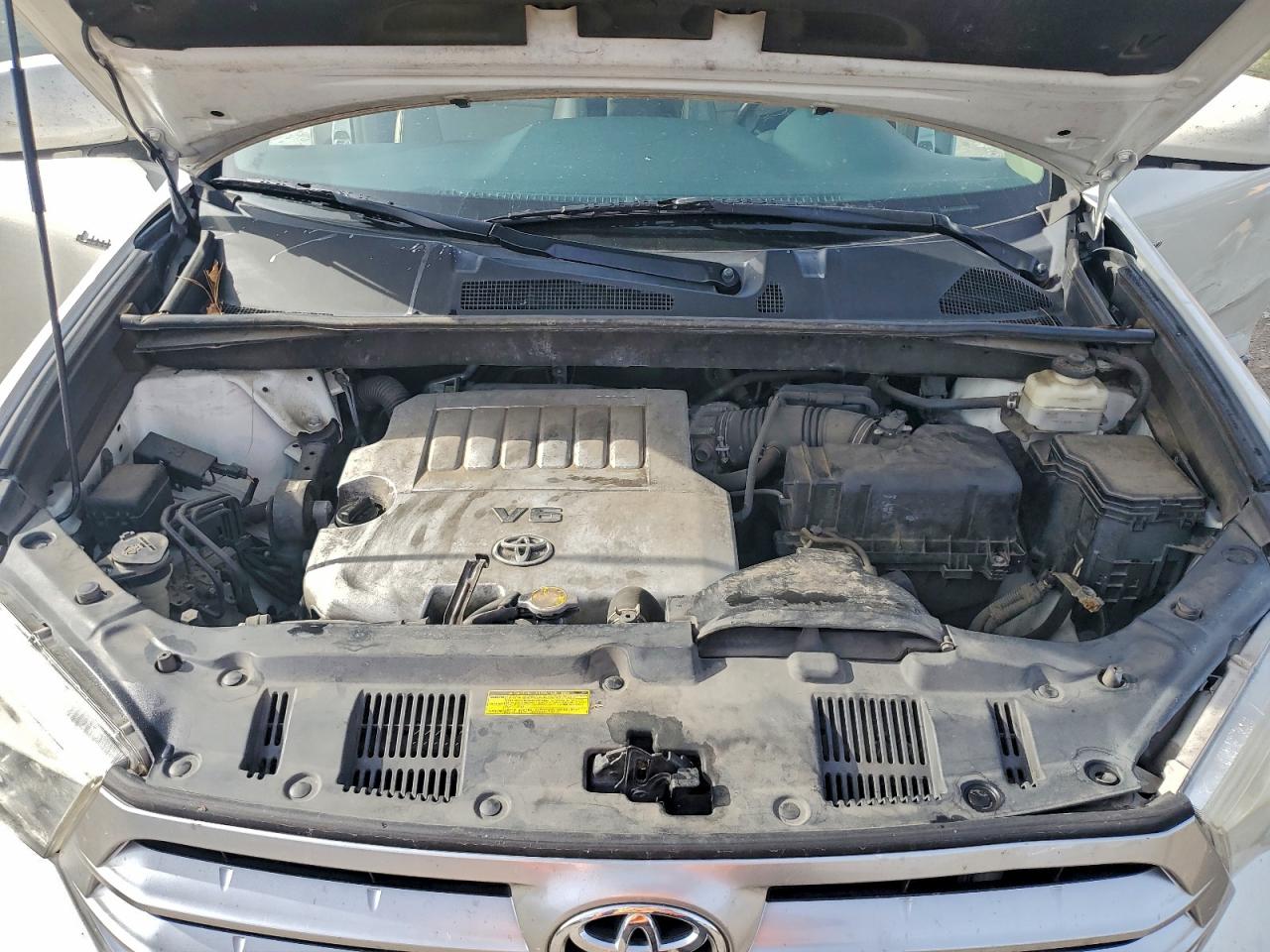 2013 TOYOTA HIGHLANDER LIMITED photo 12