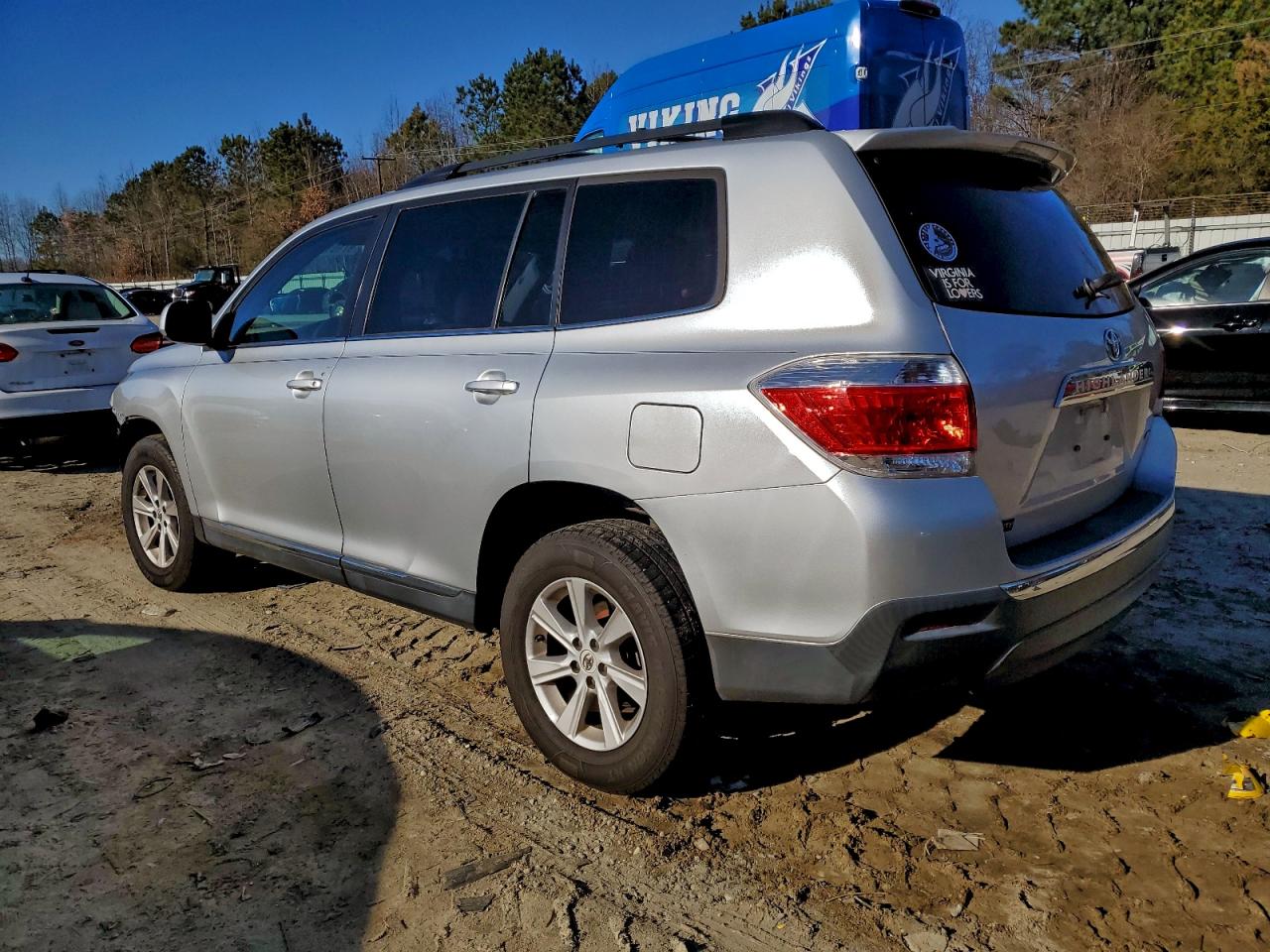 2012 TOYOTA HIGHLANDER BASE photo 2