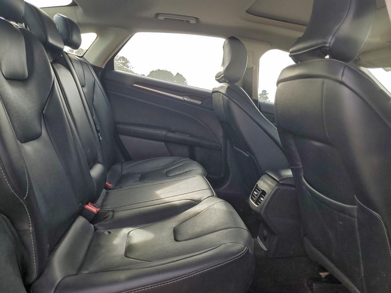 2017 FORD FUSION TITANIUM photo 10