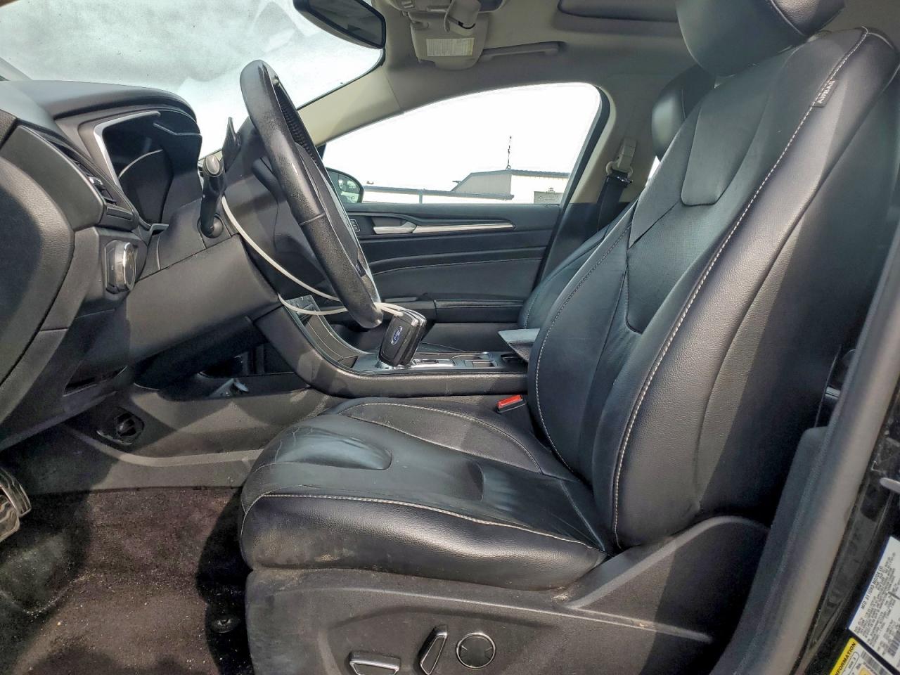2017 FORD FUSION TITANIUM photo 7
