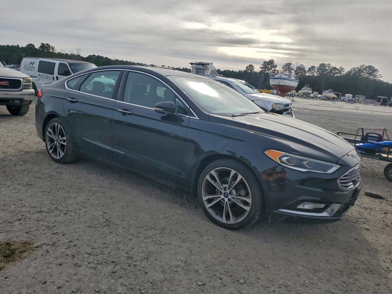 2017 FORD FUSION TITANIUM photo 4